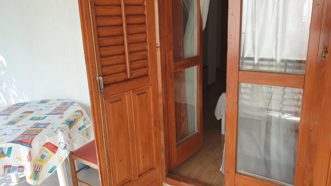 Accomodation Mirjana Rooms Poreč Eksteriør bilde