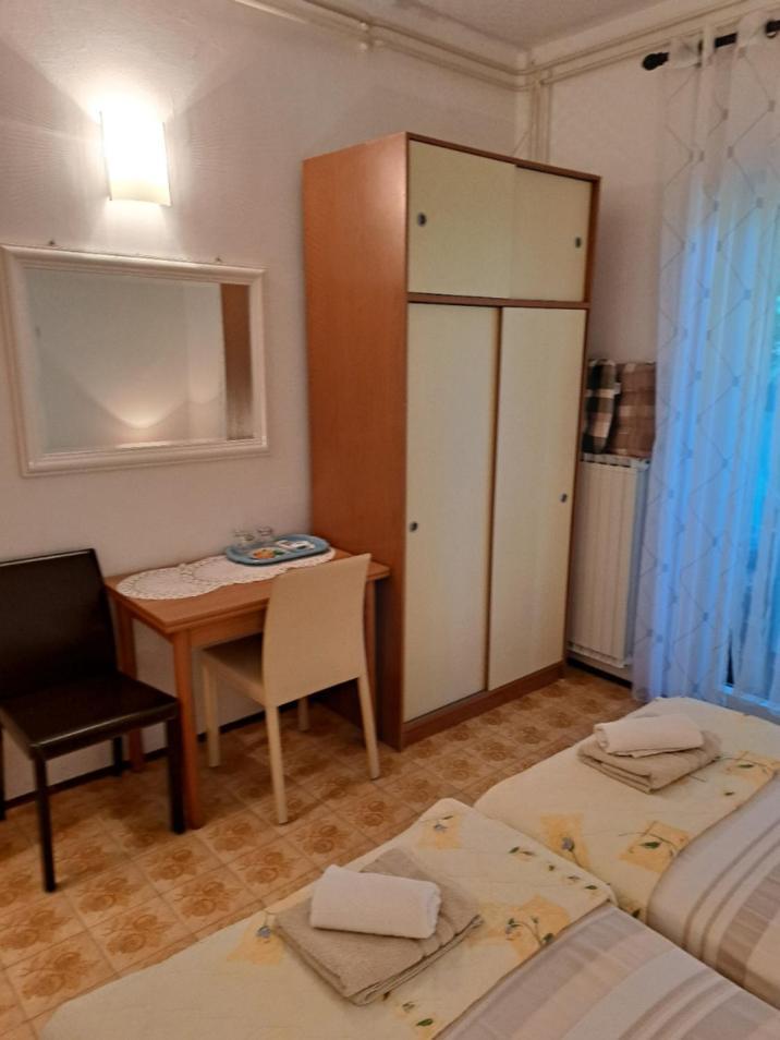 Accomodation Mirjana Rooms Poreč Eksteriør bilde