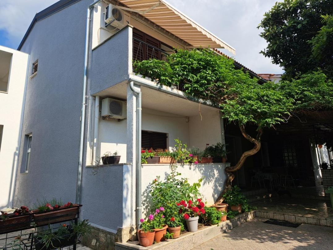 Accomodation Mirjana Rooms Poreč Eksteriør bilde