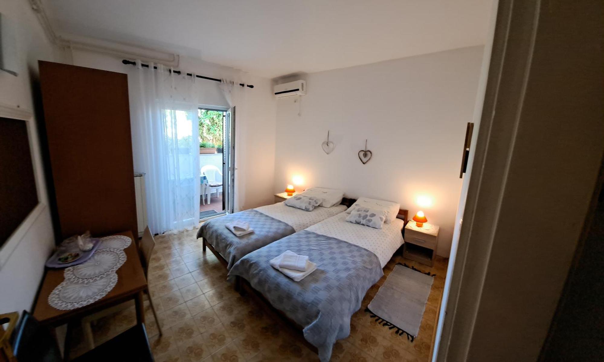 Accomodation Mirjana Rooms Poreč Eksteriør bilde
